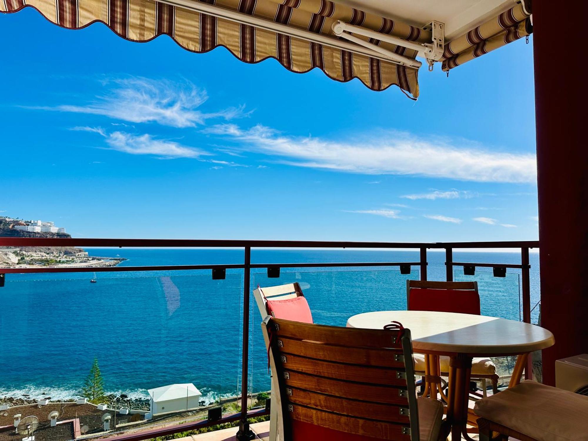 Su Eminencia - Sea View Apartment With Modern Comforts Playa Del Cura  Luaran gambar