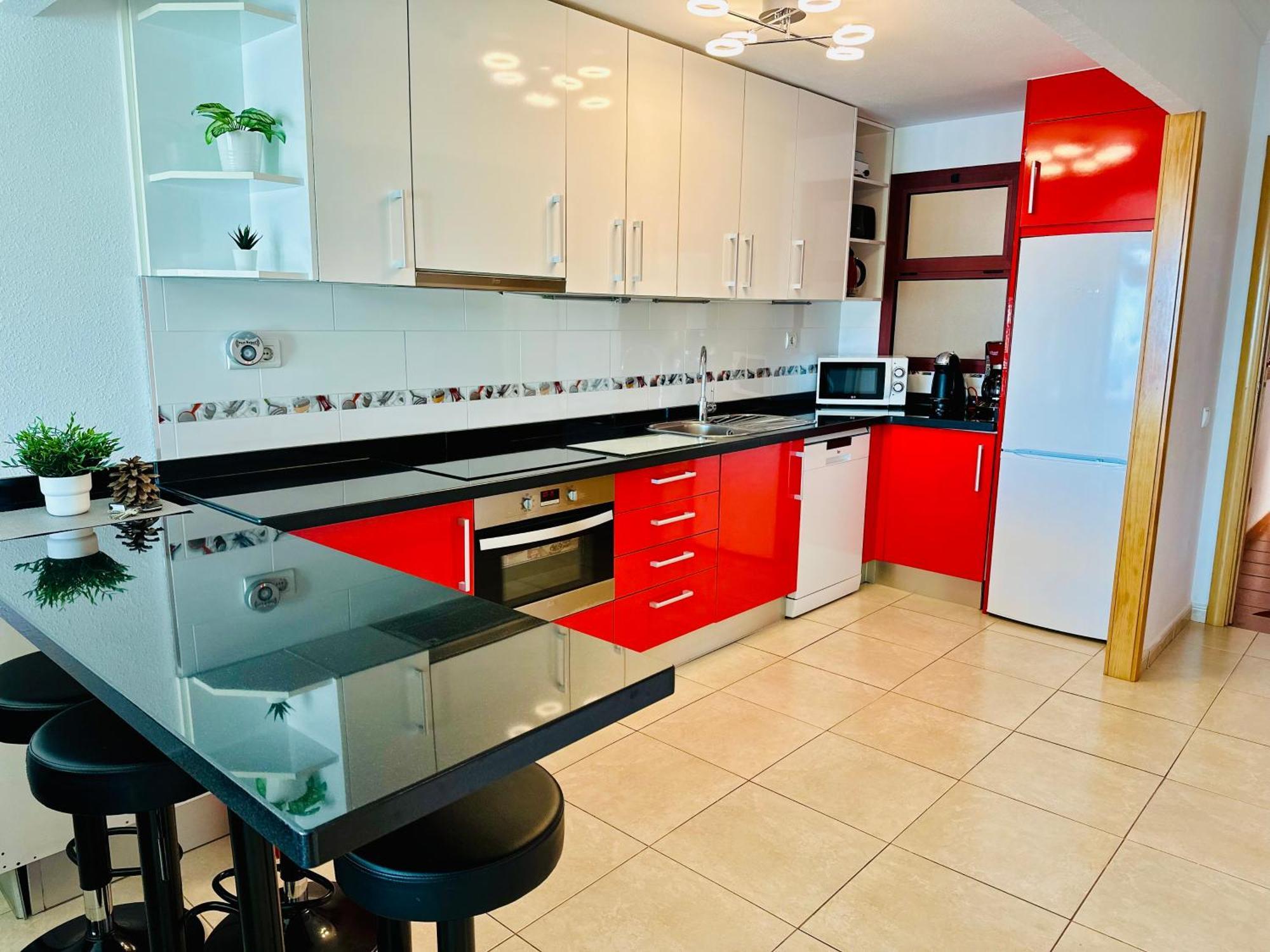 Su Eminencia - Sea View Apartment With Modern Comforts Playa Del Cura  Luaran gambar