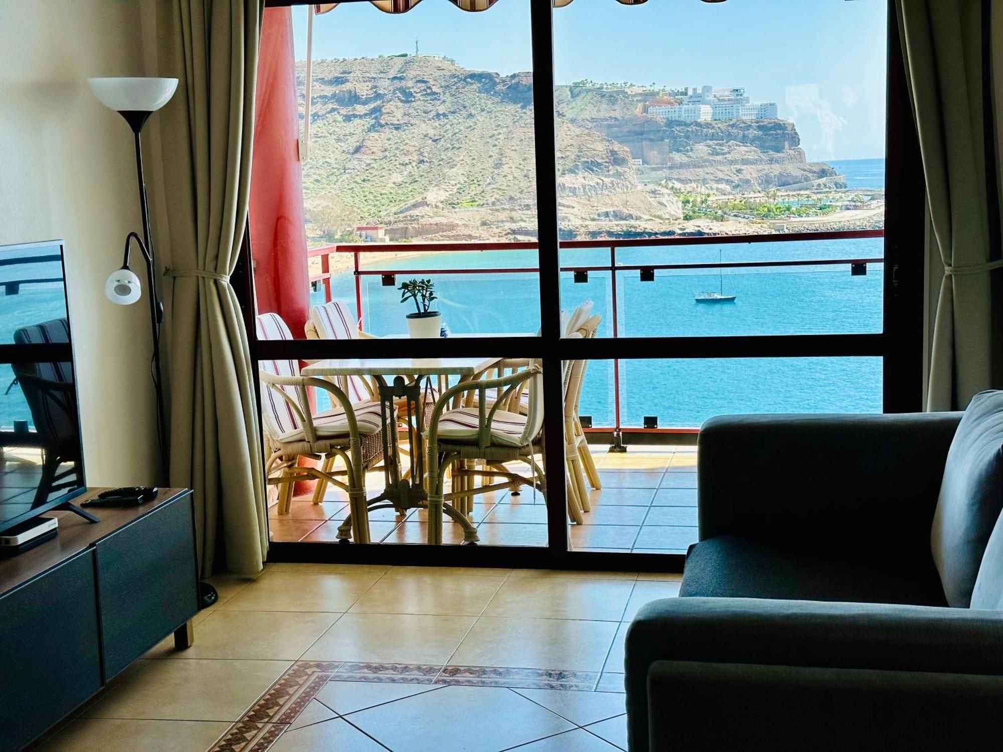 Su Eminencia - Sea View Apartment With Modern Comforts Playa Del Cura  Luaran gambar