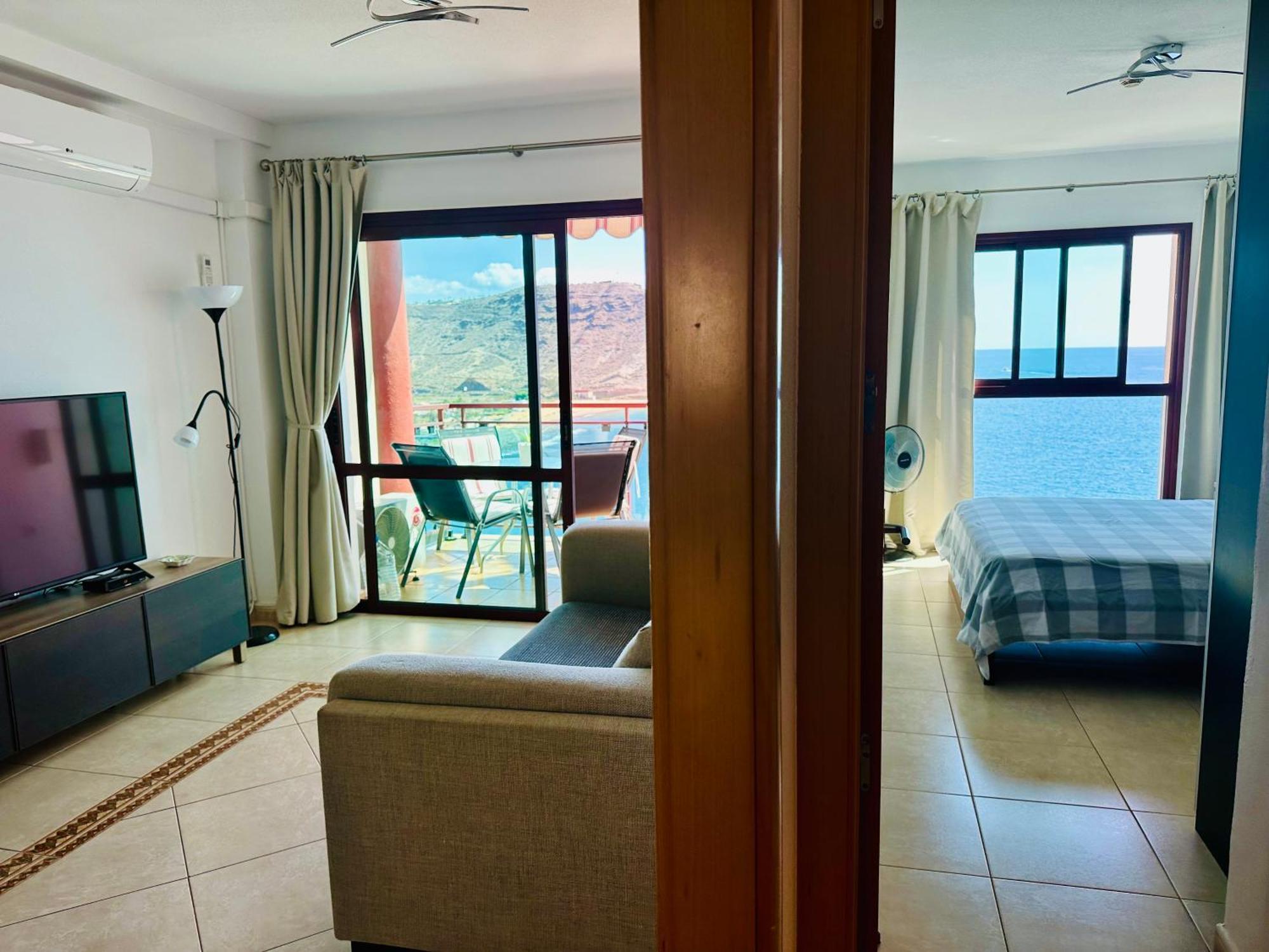 Su Eminencia - Sea View Apartment With Modern Comforts Playa Del Cura  Luaran gambar