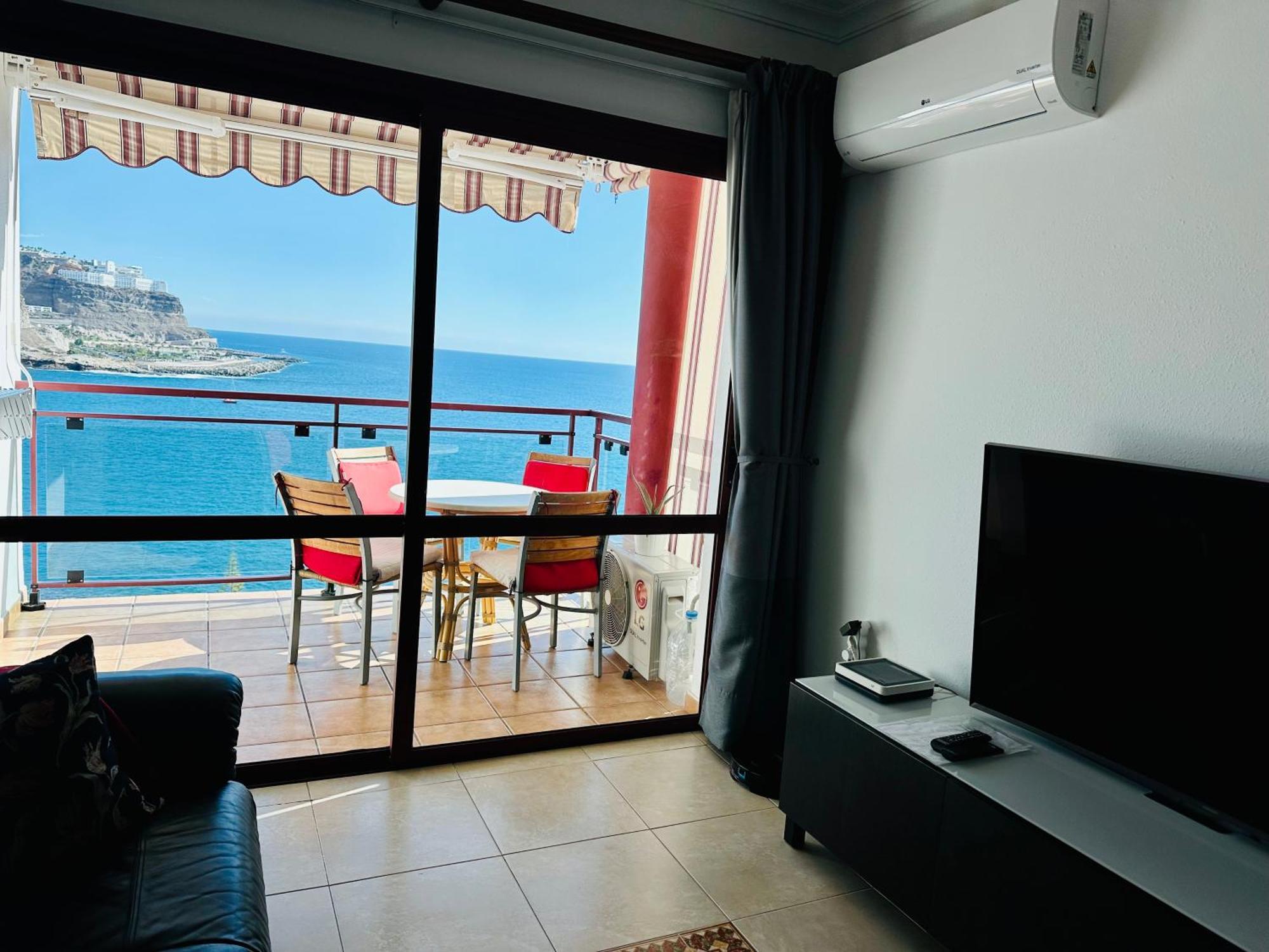 Su Eminencia - Sea View Apartment With Modern Comforts Playa Del Cura  Luaran gambar